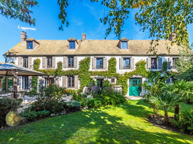 Belle demeure totalement rénovée de 310 m²