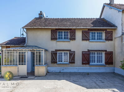 Maison ancienne avec dépendance