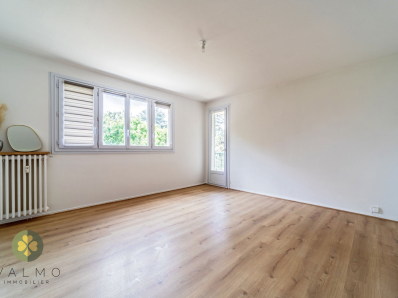 Appartement 4 pièces avec terrasse et parking
